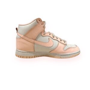 Nike Dunk High 'Crimson Tint'